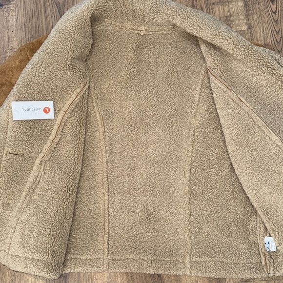 NWT! Brown Shearling Jacket with Cream Trim - Picture 3 of 16